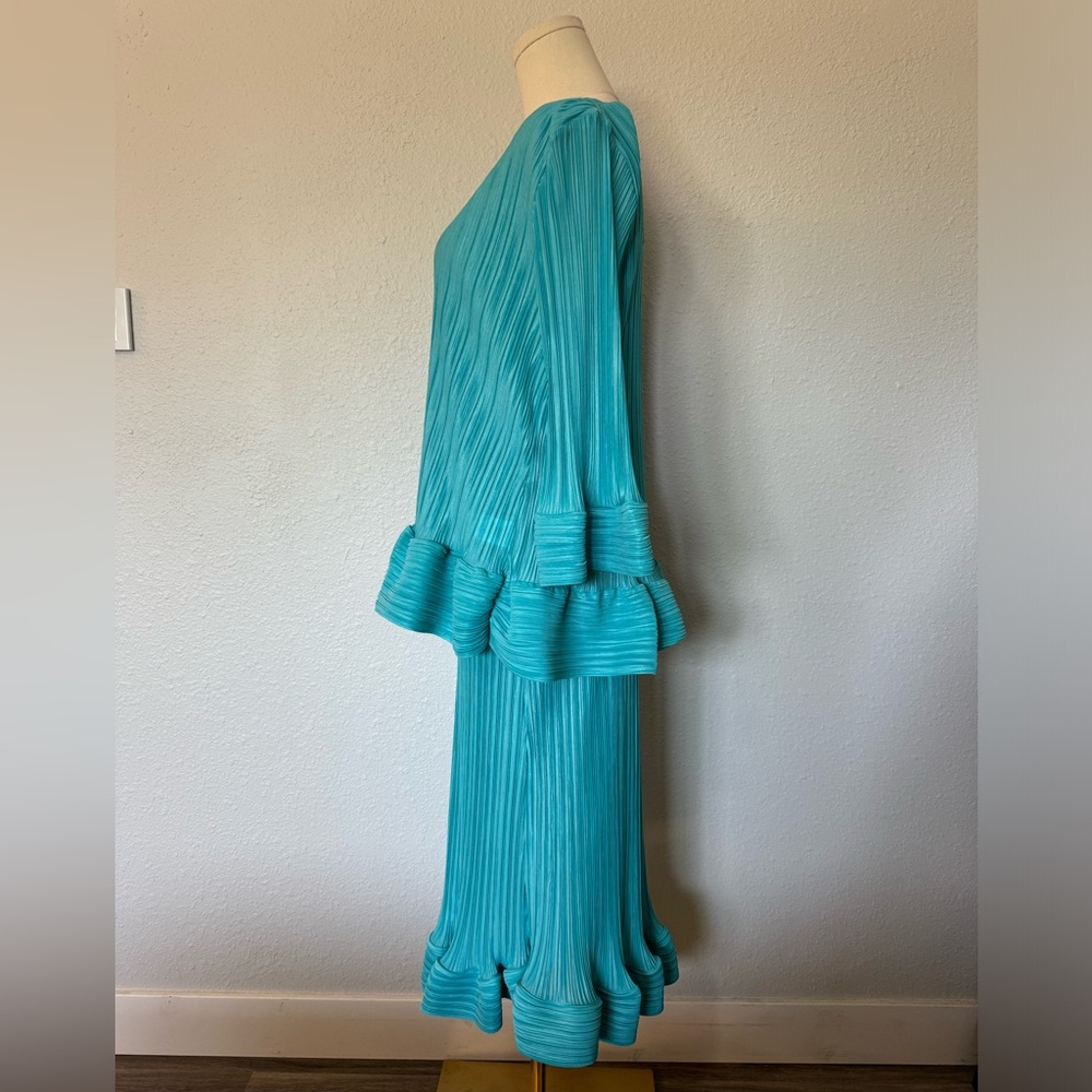 NWT Beulah Turquoise Pleated Top & Skirt Set One Size - Picture 6 of 16
